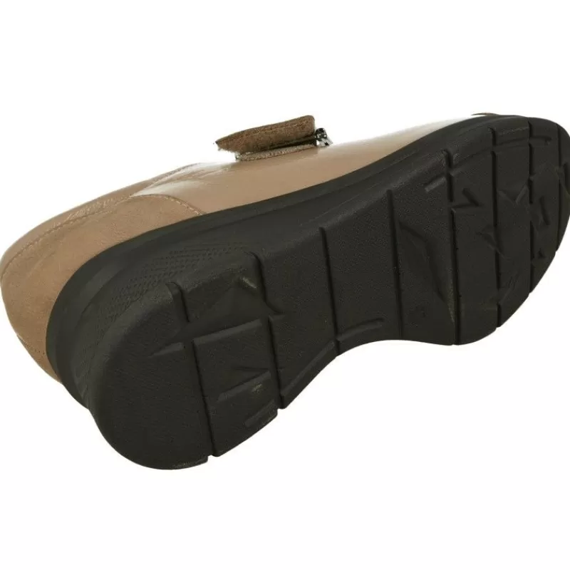 Comfort Class Velcros-Velcro De Confort Class Con Hebilla Metalica Y Piel Combinada Nobuck Charol. Piso De Poliuretano Muy Ligero Y Planta Extraible