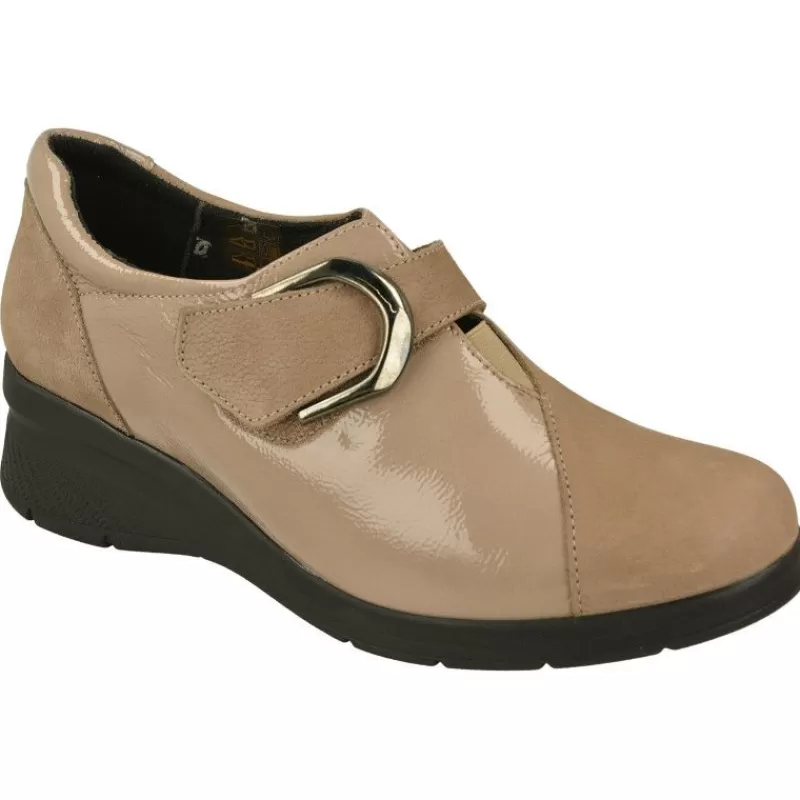 Comfort Class Velcros-Velcro De Confort Class Con Hebilla Metalica Y Piel Combinada Nobuck Charol. Piso De Poliuretano Muy Ligero Y Planta Extraible