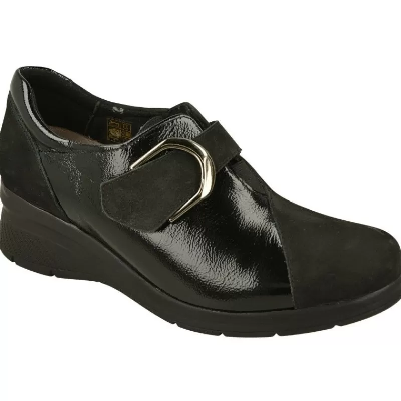 Comfort Class Velcros-Velcro De Confort Class Con Hebilla Metalica Y Piel Combinada Nobuck Charol. Piso De Poliuretano Muy Ligero Y Planta Extraible